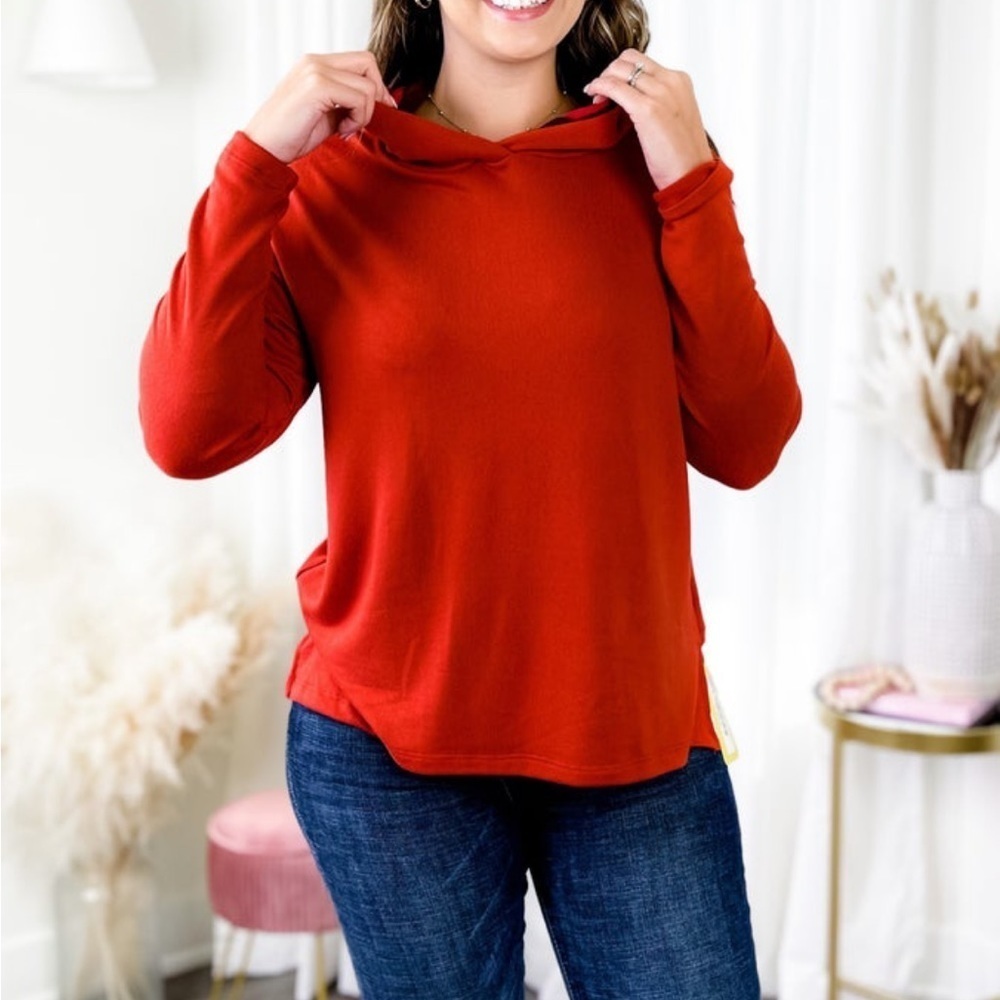 White Birch Lightweight Hoodie, Color: Red, Size: XL (NWOT)
